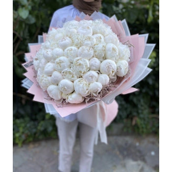 Large Bouquet with White Peonies