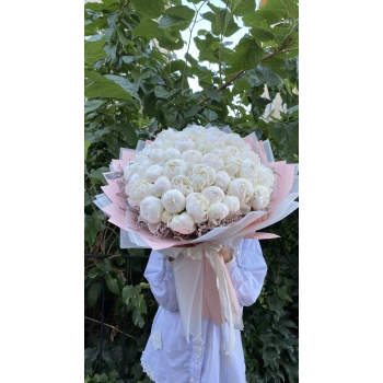 Large Bouquet with White Peonies