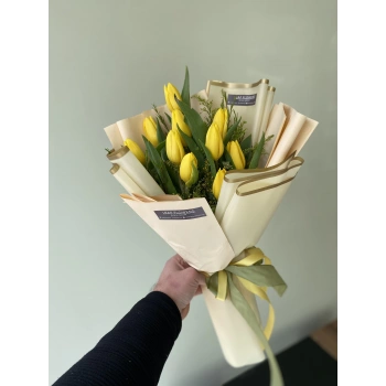 Yellow Tulip Bouquet