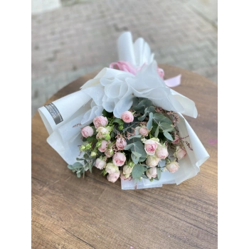 Pembe Çardak Gül Buketi