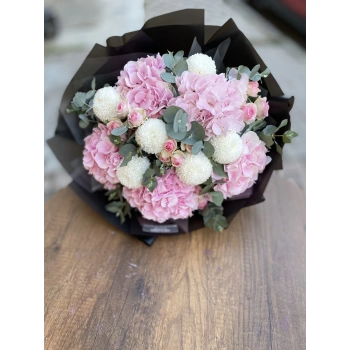 Hydrangea Anastasia Gazebo Rose Bouquet