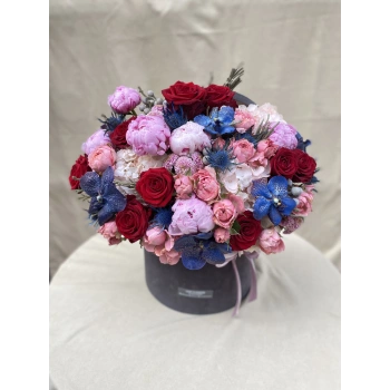 Peony Red Rose Mixed Arrangement in a Box