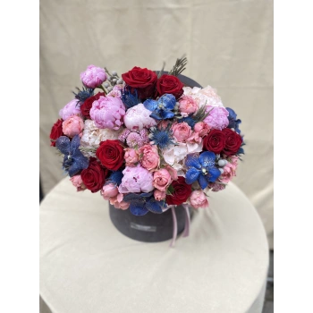 Peony Red Rose Mixed Arrangement in a Box