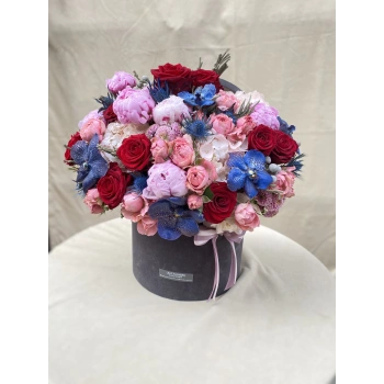 Peony Red Rose Mixed Arrangement in a Box