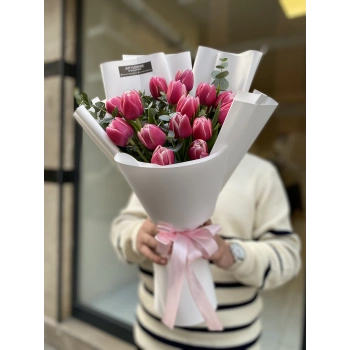 Pink Tulip 15 LI
