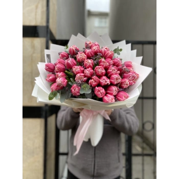 Pink Tulip Limonium Bouquet