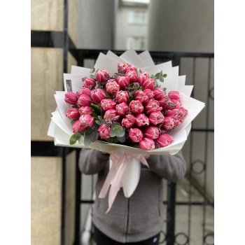 Pink Tulip Limonium Bouquet