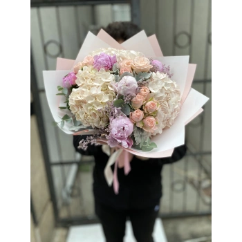 Peony and Hydrangea Pink Cream Bouquet