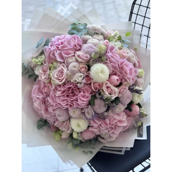 Large Bouquet with Peonies and Hydrangeas