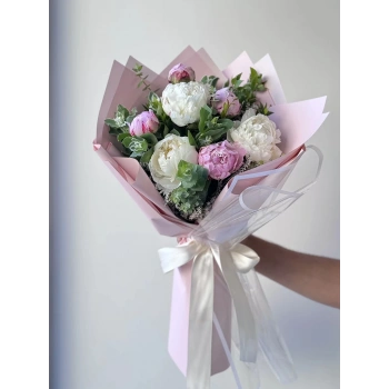 Peony Pink White Medium Bouquet