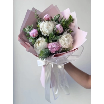 Peony Pink White Medium Bouquet