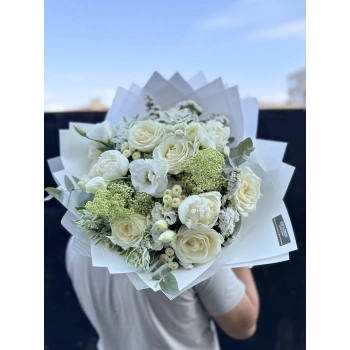 Mixed White Bouquet with Peonies and Roses