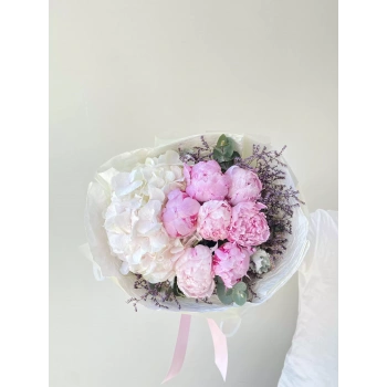 White Hydrangea Pink Peony