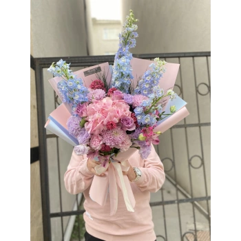 باقة ملونة