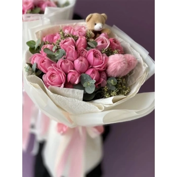 Peony Rose Silvia