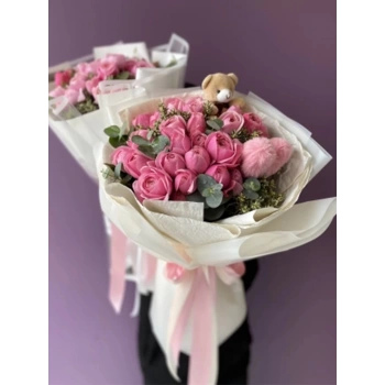 Peony Rose Silvia