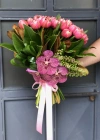 Pembe Katmerli Lale Buketi