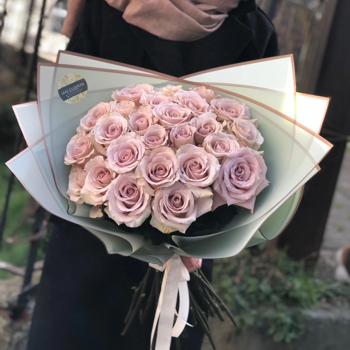 Lila Equator Rose Bouquet