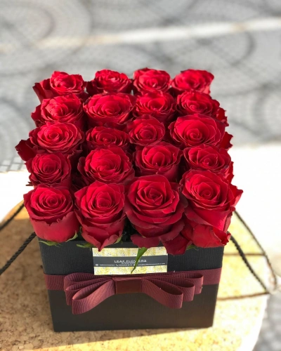 Kırmızı Kutu Gül