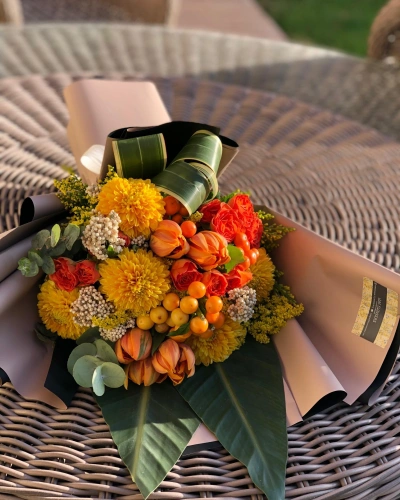 Turuncu Bahar Buketi