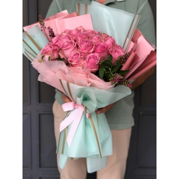 Pink Rose Bouquet