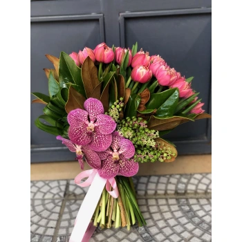 Pink Double Tulip Bouquet