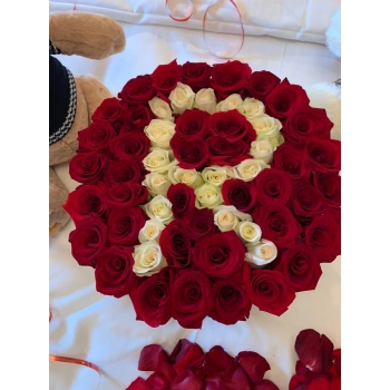 Surprise Love Box Rose