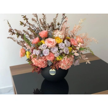 Casual Garden Arrangement