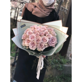 Lila Equator Rose Bouquet