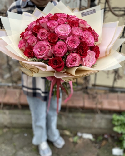 Kırmızı Pembe Kenya Gül