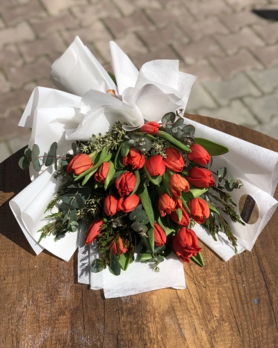 Turuncu Lale Bahar Buketi