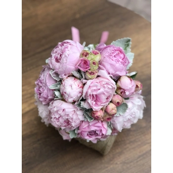 Pembe Şakayık Gelin Buketi