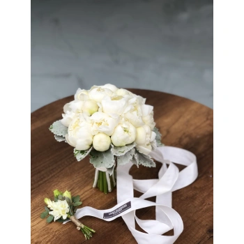 Pearl Bridal Bouquet