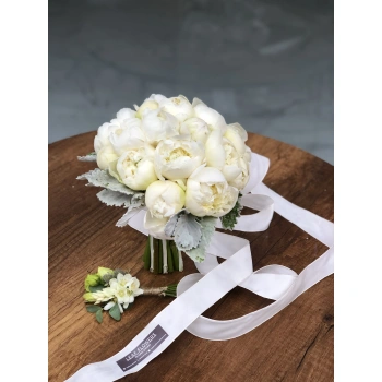 Pearl Bridal Bouquet