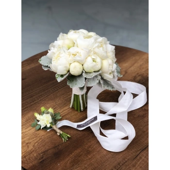 Pearl Bridal Bouquet