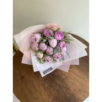 Pembe Şakayık Buketi