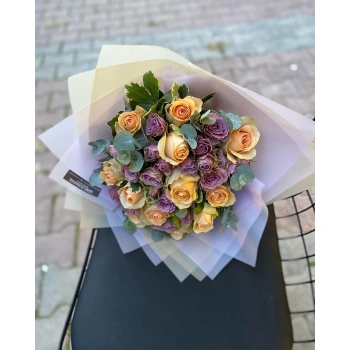 Yellow Lilac Kenya Rose Bouquet