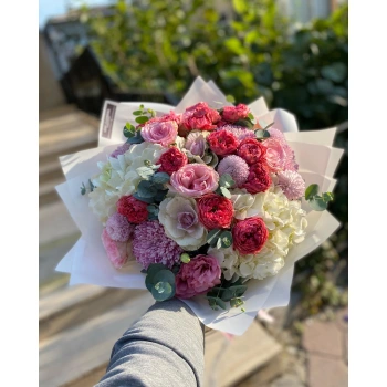 Pink White Spring Bouquet