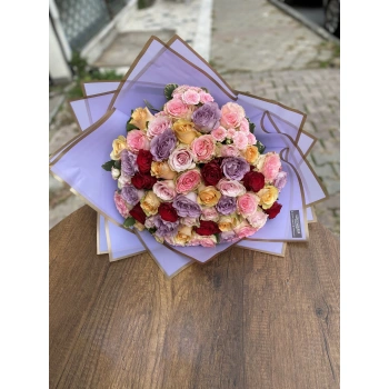 Colorful Rose Bouquet
