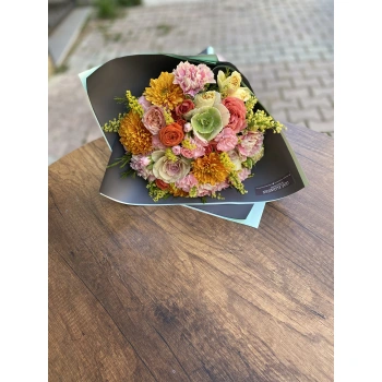 Colorful Seasonal Bouquet