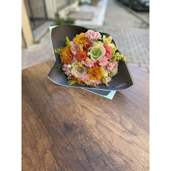 Colorful Seasonal Bouquet