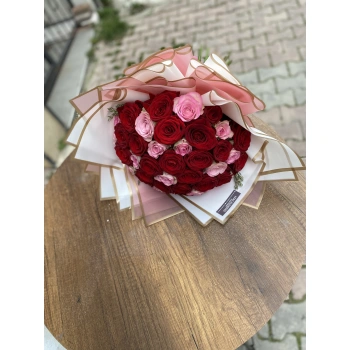 Kırmızı Pembe Gül Buketi