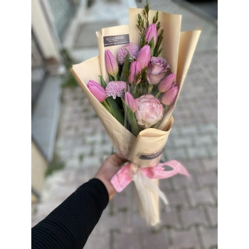 Küçük Lila Lale Buketi