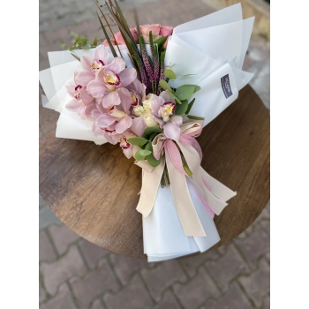 Hermosa Rose Orchid Bouquet