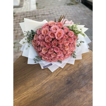 Hermosa Rose Orchid Bouquet