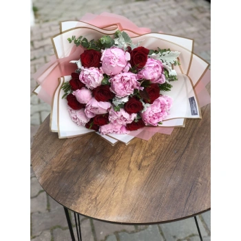 Bouquet with Red Roses and Pink Peonies