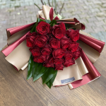 ورود حمراء