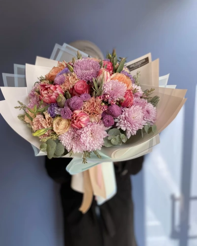 Renkli Bahar Çiçeği