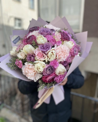 Renkli Güllü Bahar Buketi