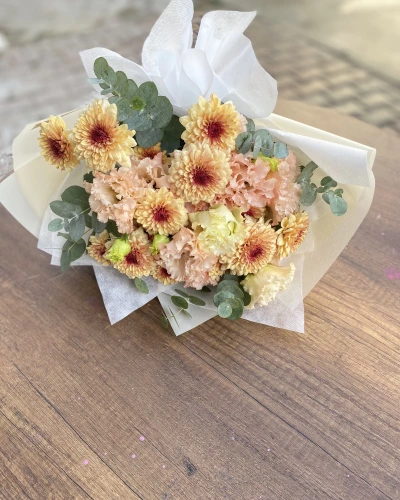 Lisyantus krizantem Buketi